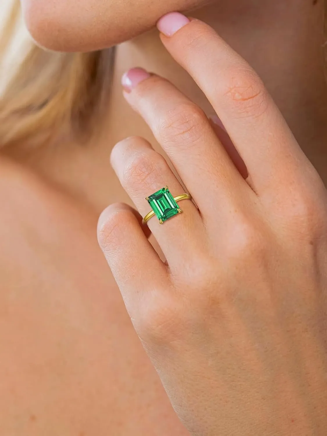 4ct 925 Sterling Silver Emerald-Cut Engagement Ring Simulated Emerald Solitaire Cubic Zirconia Wedding Ring Customizable Birthstone Rings for Mothers Valentines Thanksgiving Day Size 5-10