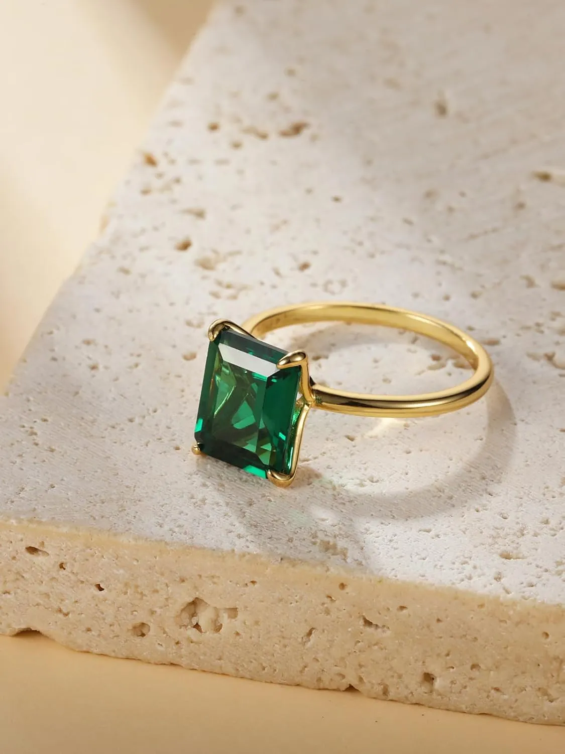 4ct 925 Sterling Silver Emerald-Cut Engagement Ring Simulated Emerald Solitaire Cubic Zirconia Wedding Ring Customizable Birthstone Rings for Mothers Valentines Thanksgiving Day Size 5-10