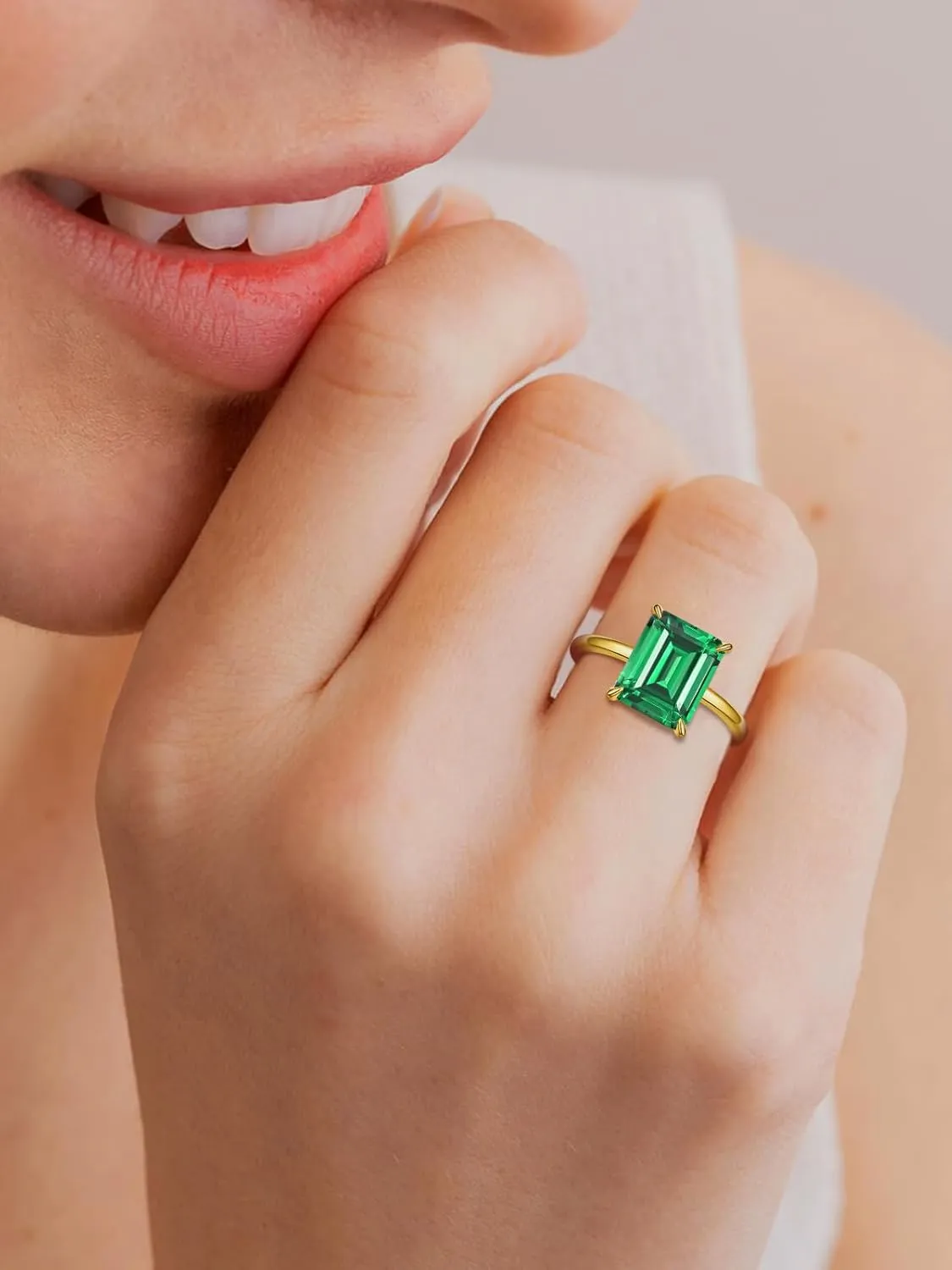 4ct 925 Sterling Silver Emerald-Cut Engagement Ring Simulated Emerald Solitaire Cubic Zirconia Wedding Ring Customizable Birthstone Rings for Mothers Valentines Thanksgiving Day Size 5-10