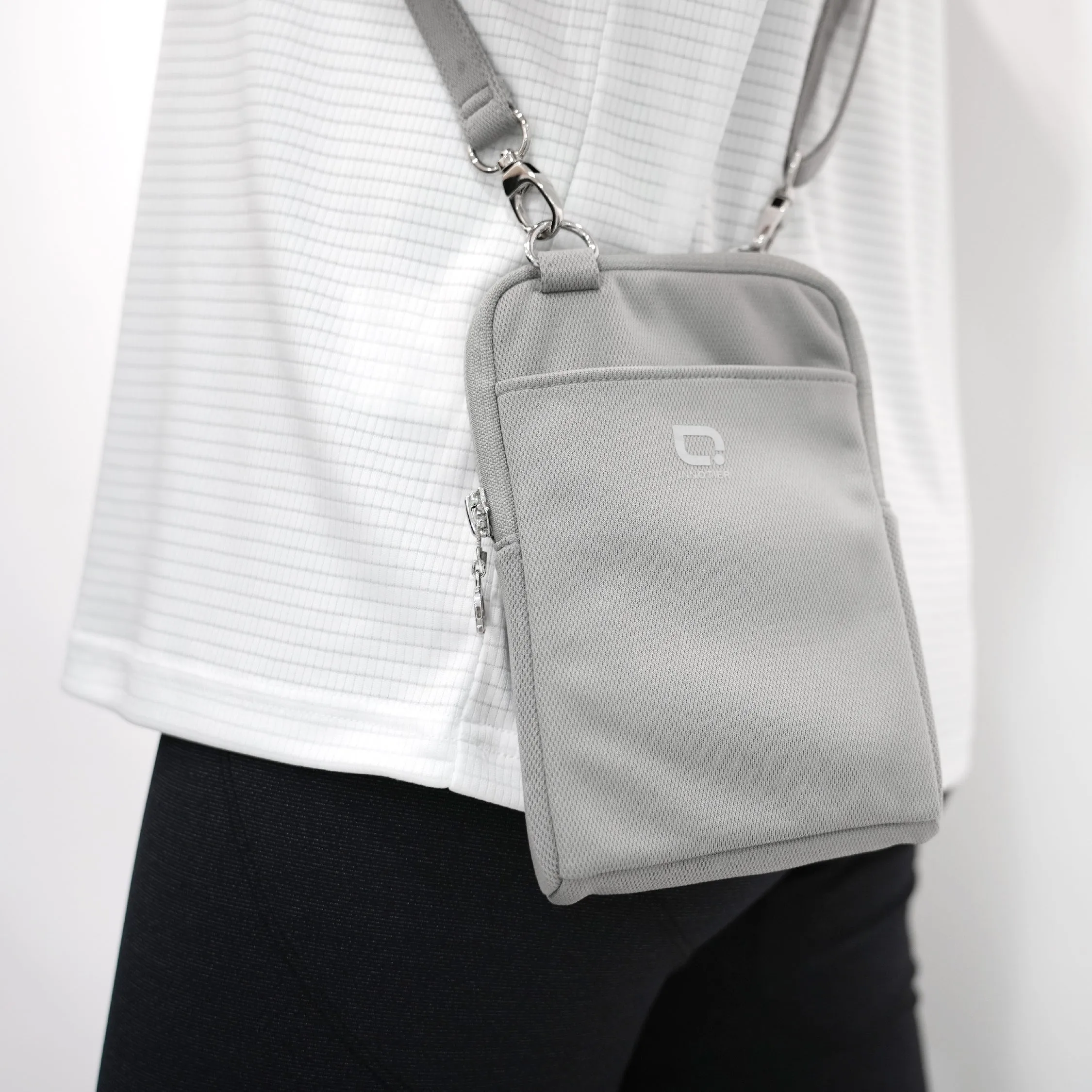 Antiviral Phone Pouch