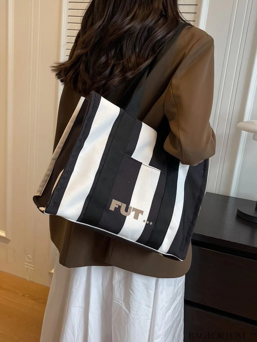 BagForLove - 2023 Casual Womens Canvas Tote Bag: Chic & Spacious Shoulder Bag for Commuting