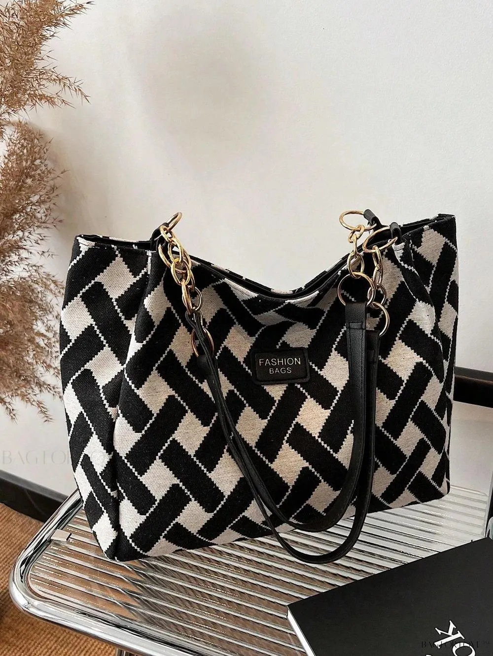 BagForLove - Fashionable Polyester Shoulder Bag with Zipper Closure for Ladies' Everyday Use