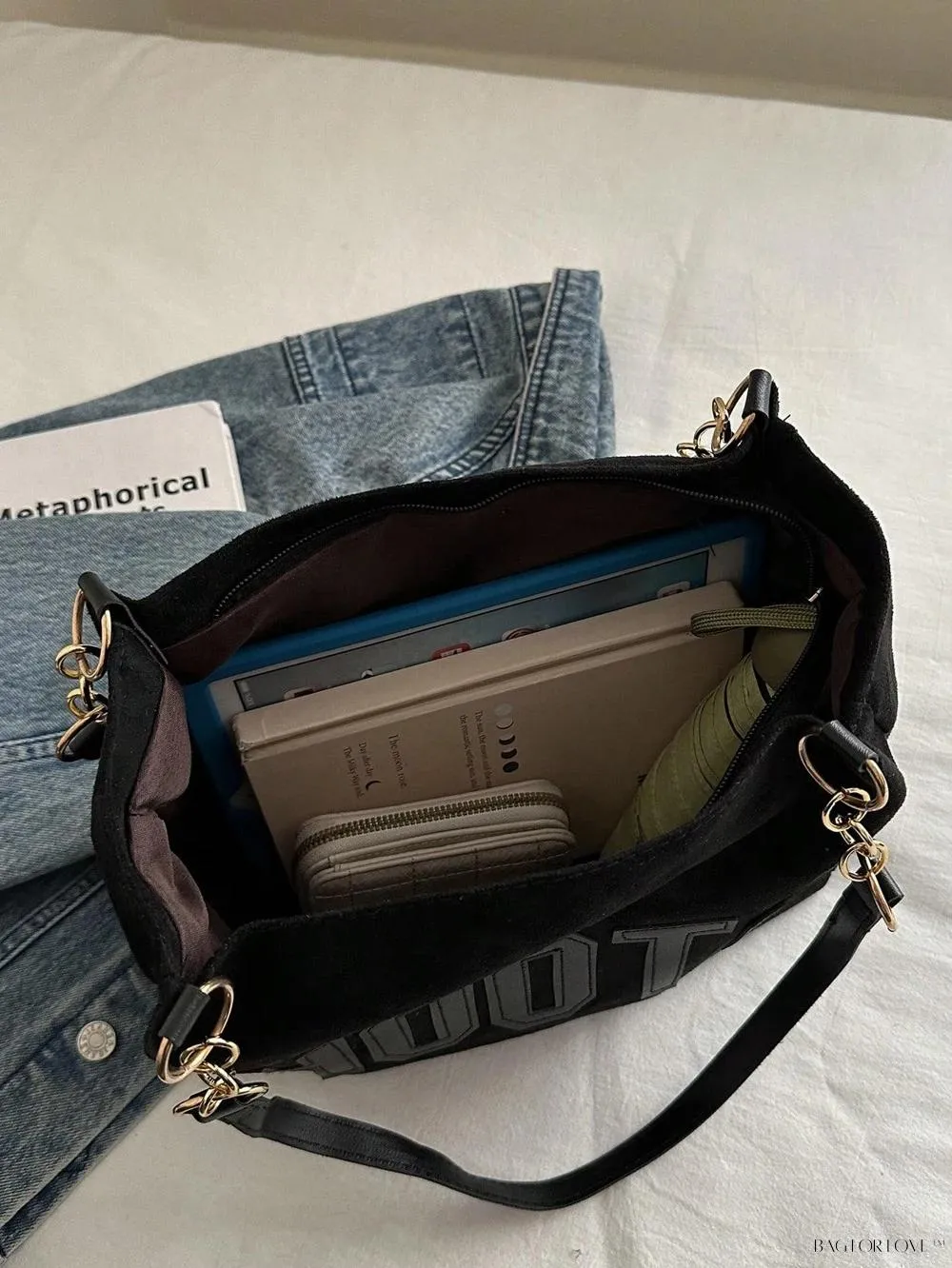 BagForLove - Fashionable Polyester Shoulder Bag with Zipper Closure for Ladies' Everyday Use