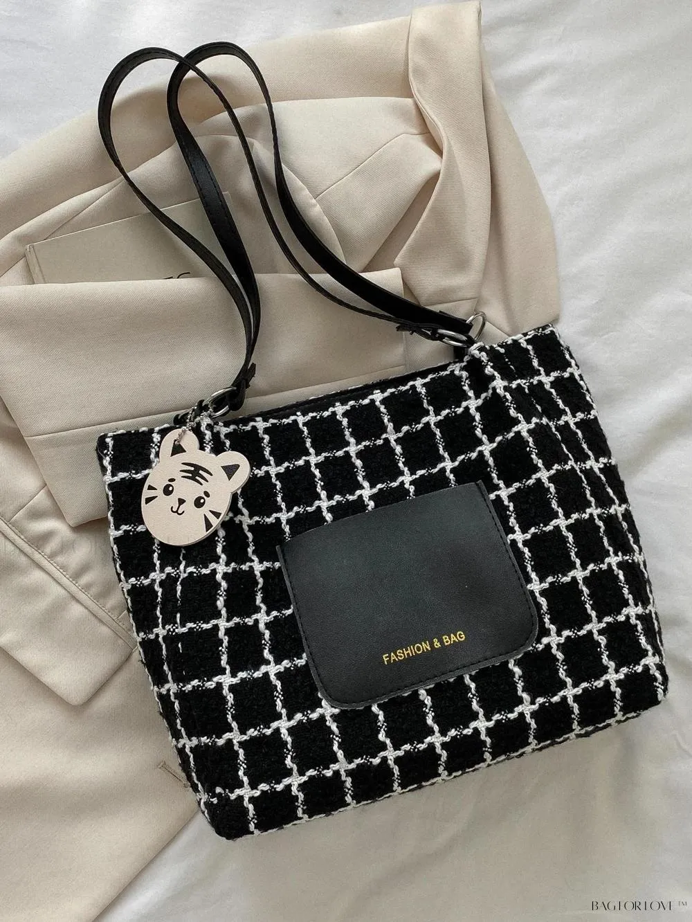 BagForLove - Fashionable Polyester Shoulder Bag with Zipper Closure for Ladies' Everyday Use
