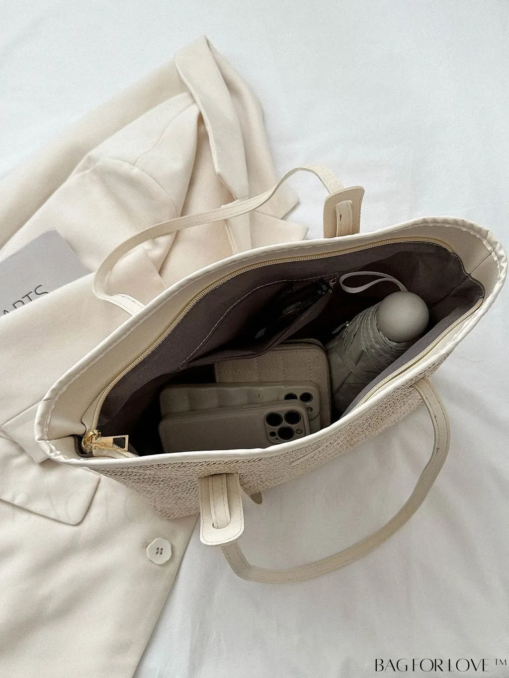 BagForLove - Letter Print Straw Tote Bag: Stylish Vacation Style with Ample Capacity