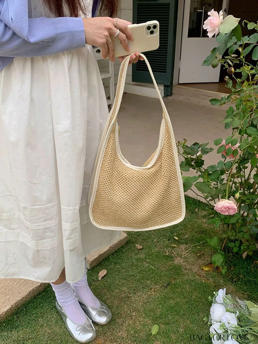 BagForLove - Medium Minimalist Straw Bag with Chic Contrast Binding - Perfect for Vacations