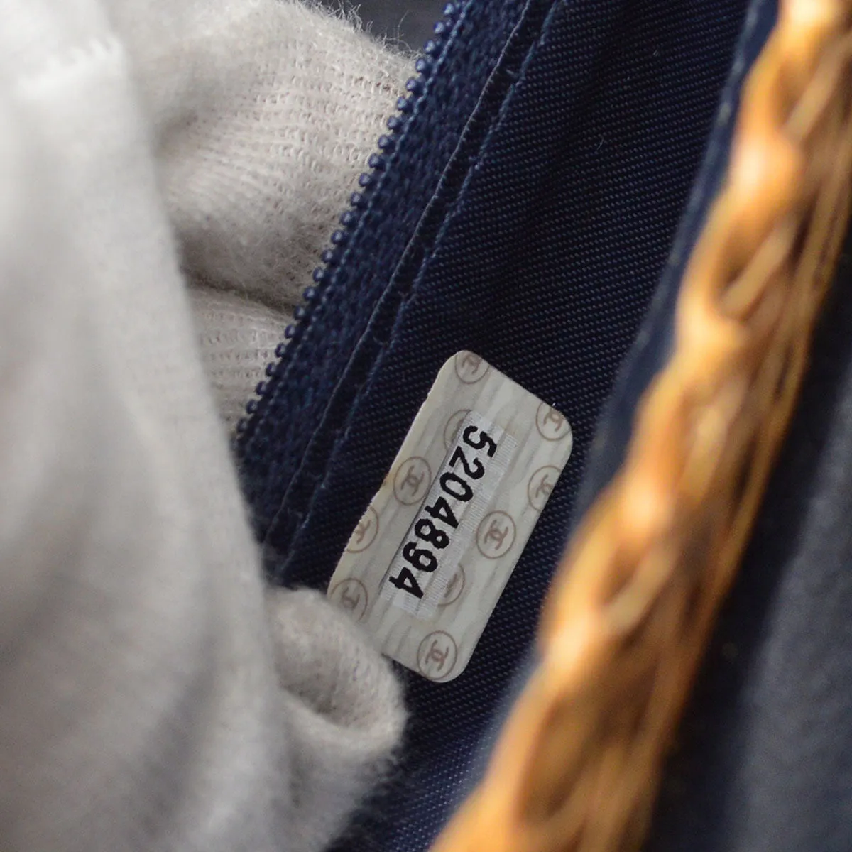 CHANEL 1997-1999 Basket Chain Straw Shoulder Bag Denim Indigo K08317e
