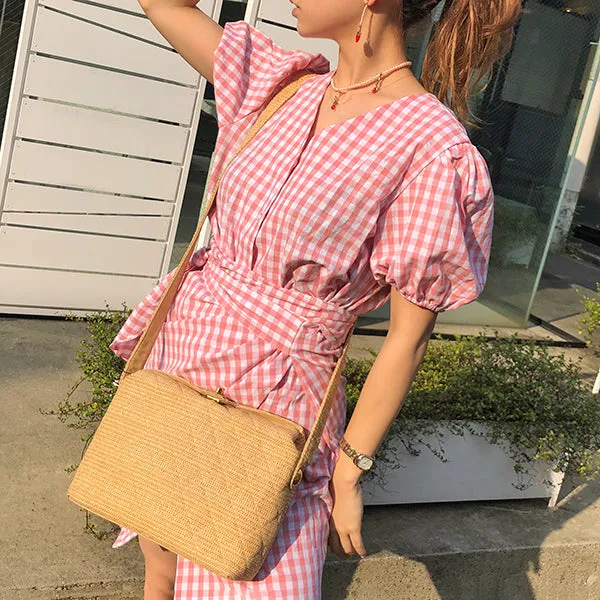 Chanel Around 1992 Made Straw Turn-Lock Shoulder Bag Beige