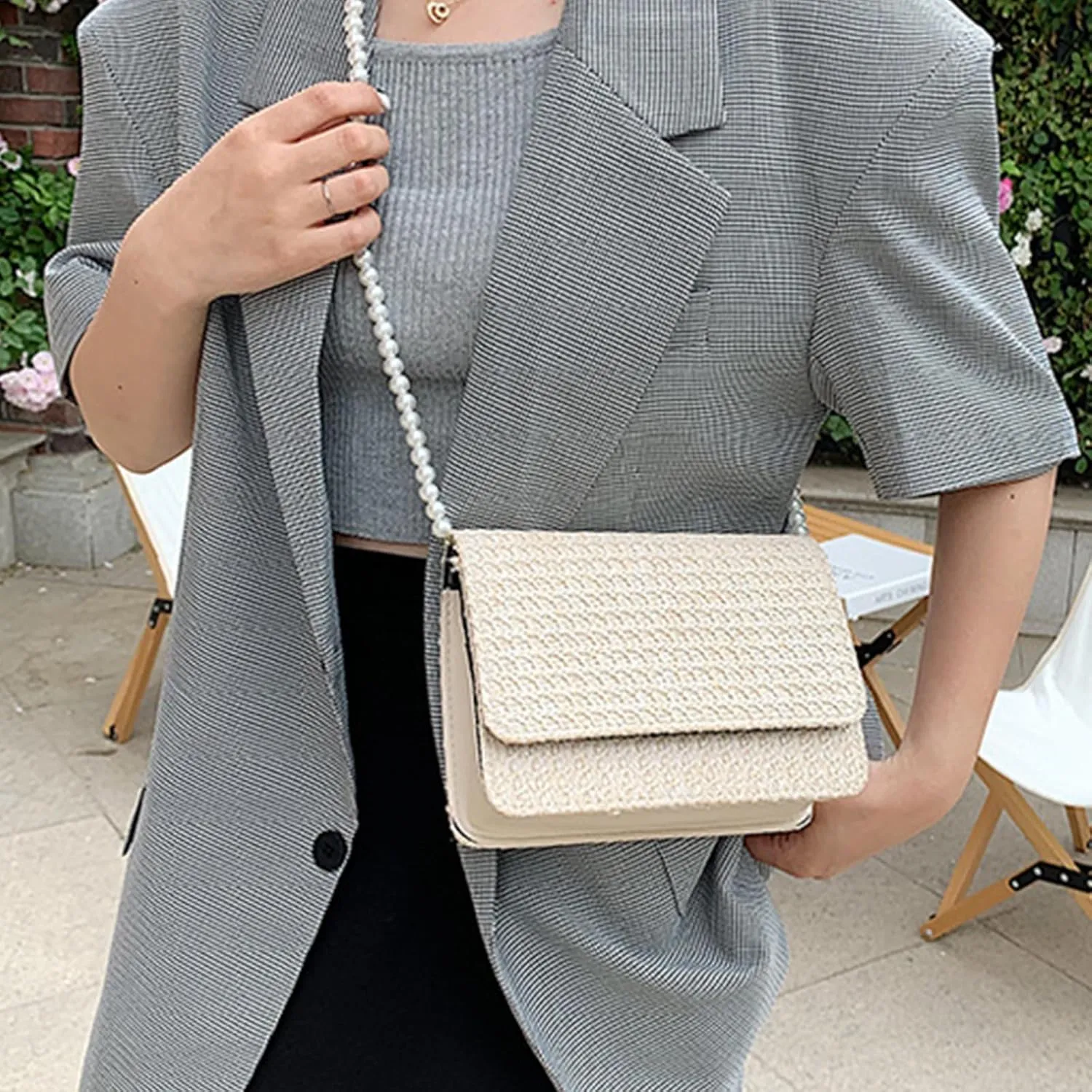 CHARMORE Crossbody Bag for Women Small Straw Beach Shoulder Bag Stylish Woven Bags Travel Handbags