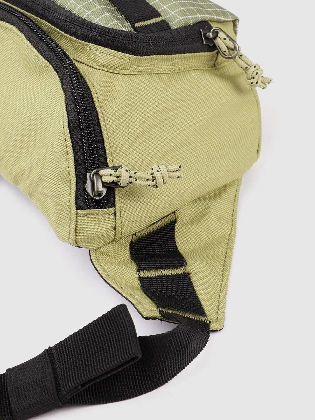 Columbia Unisex Green Zigzag Hip Pack
