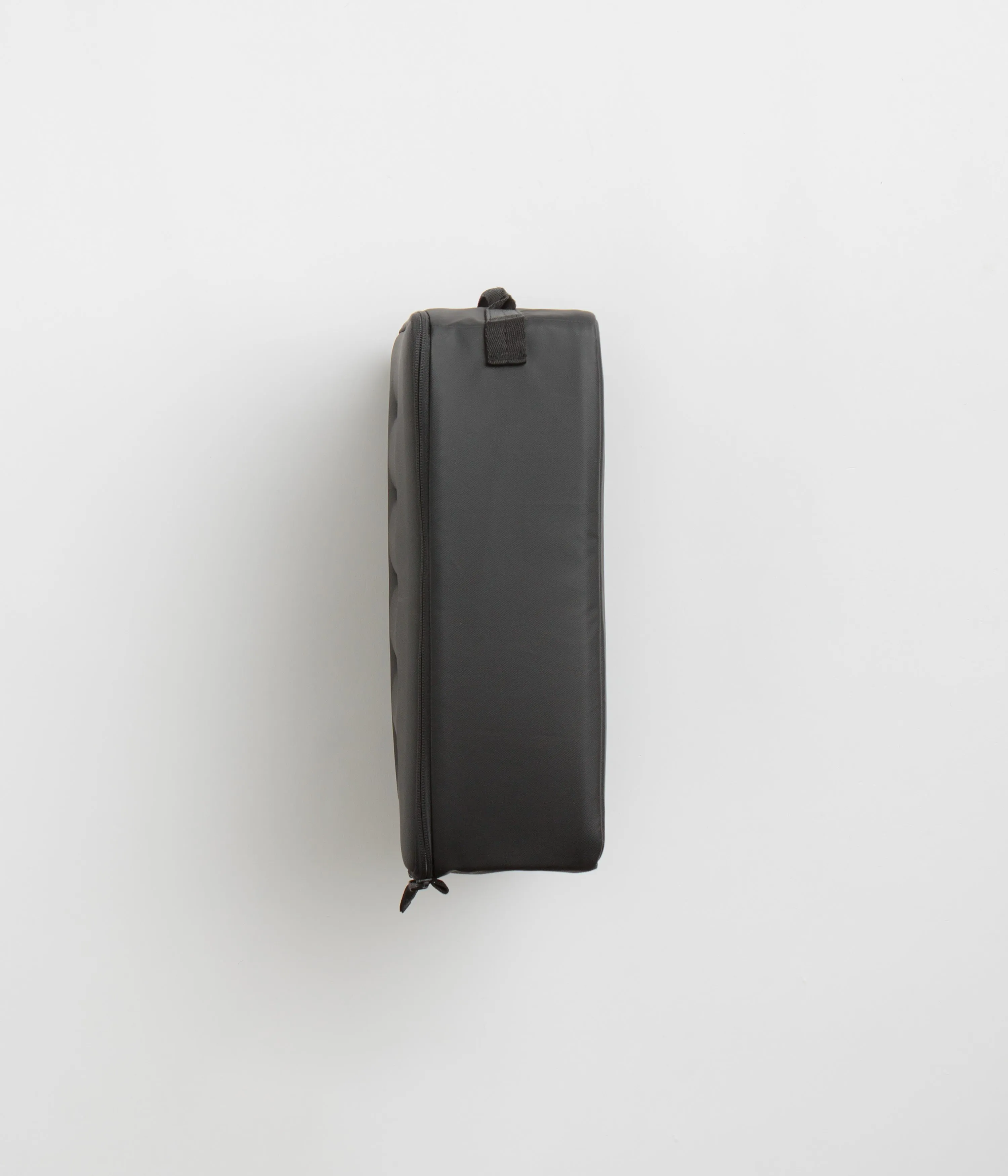 D_b_ Ramverk Medium Camera Insert - Black Out