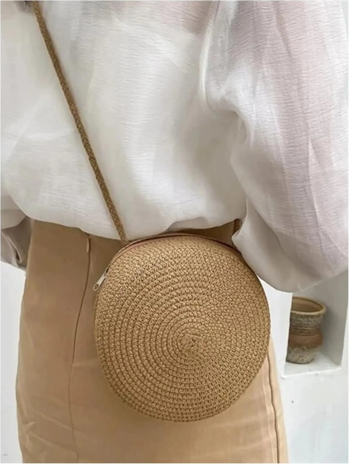 Floerns Women's Round Crossbody Purse Bag Beach Summer Straw Shoulder Bag