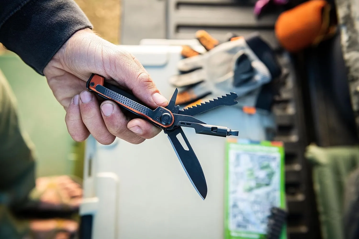 Gerber Gear Armbar Trade 8-in-1 Pocket Knife EDC Multitool with Blade, Pry Bar, and Hammer for Camping, Burnt Orange