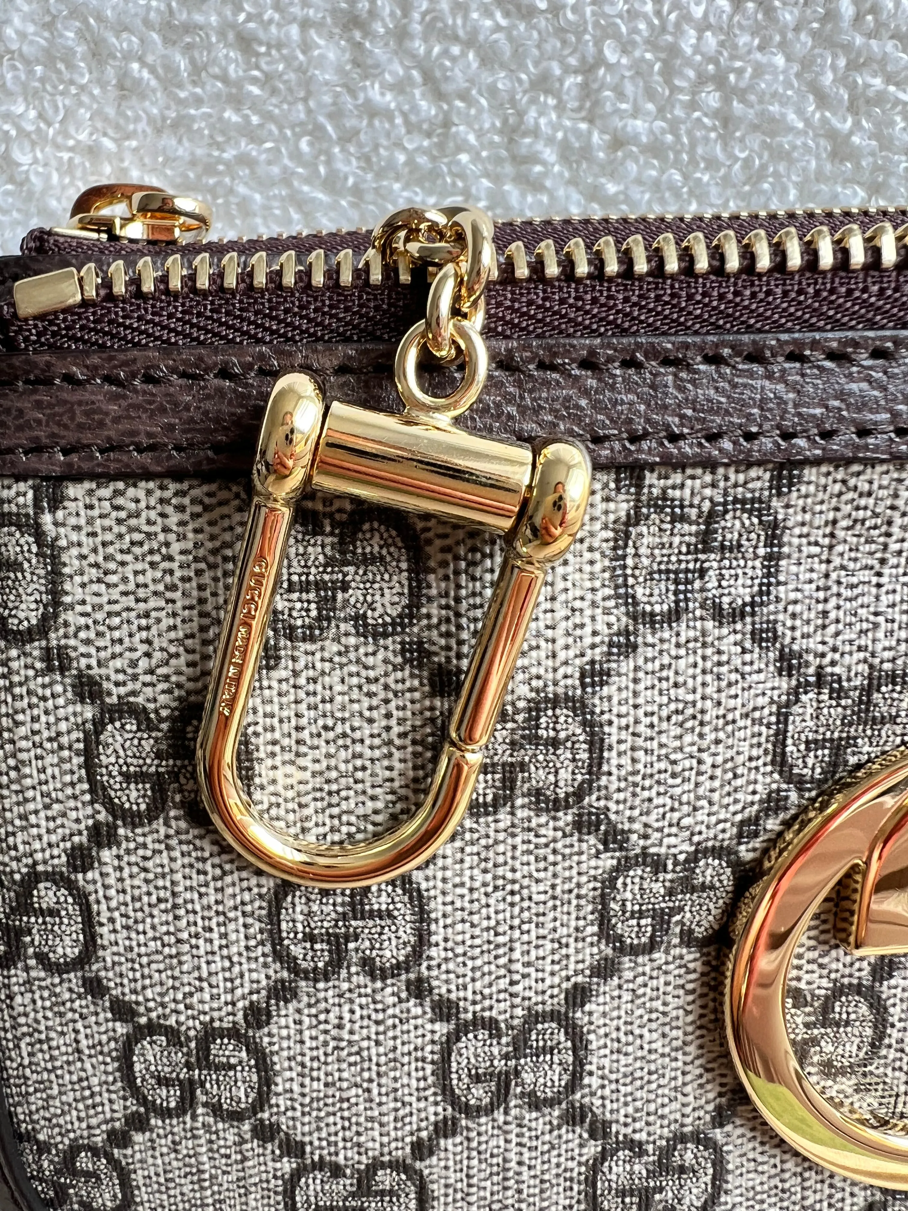 Gucci Supreme Blondie Shoulder Bag (RRP £1270)