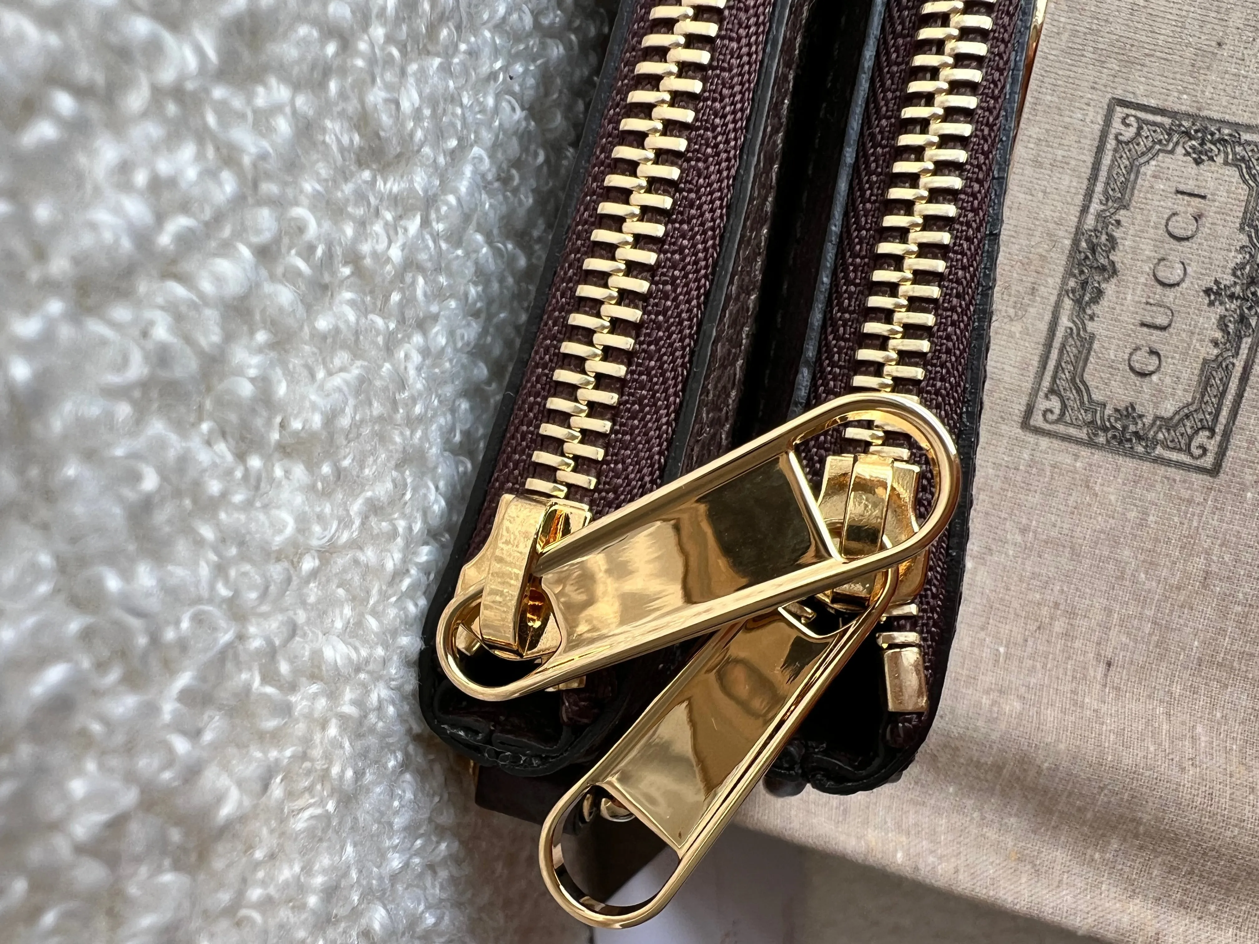Gucci Supreme Blondie Shoulder Bag (RRP £1270)