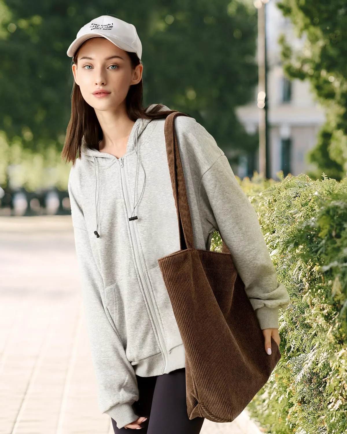 Iioscre Corduroy Tote Bag for Women,Hobo HandBags with Zipper,Large Capacity Casual Shoulder Handbags with Inner Pockets