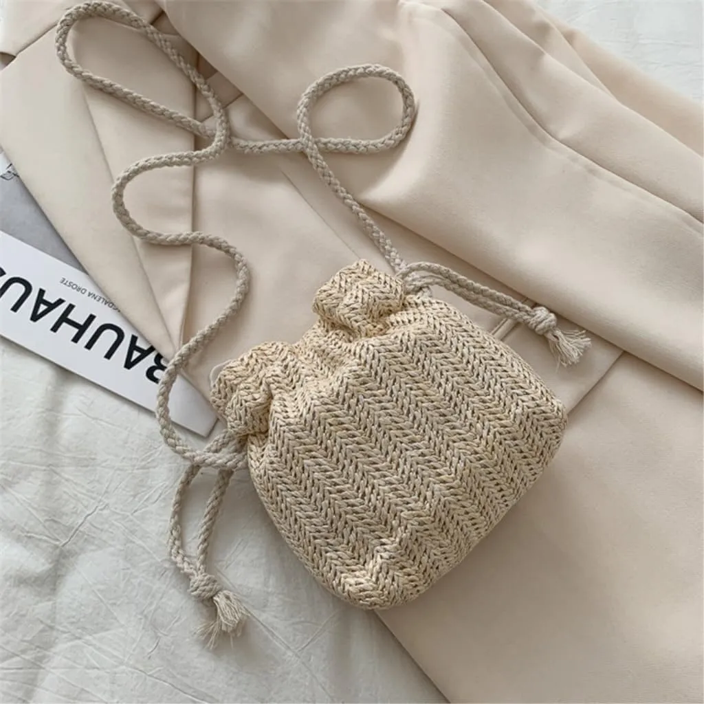 Large capacity Bag Fresh Flower - decorated Straw Crossbody Bag, A Stylish and Casual Choice Ladies shoulder Bag