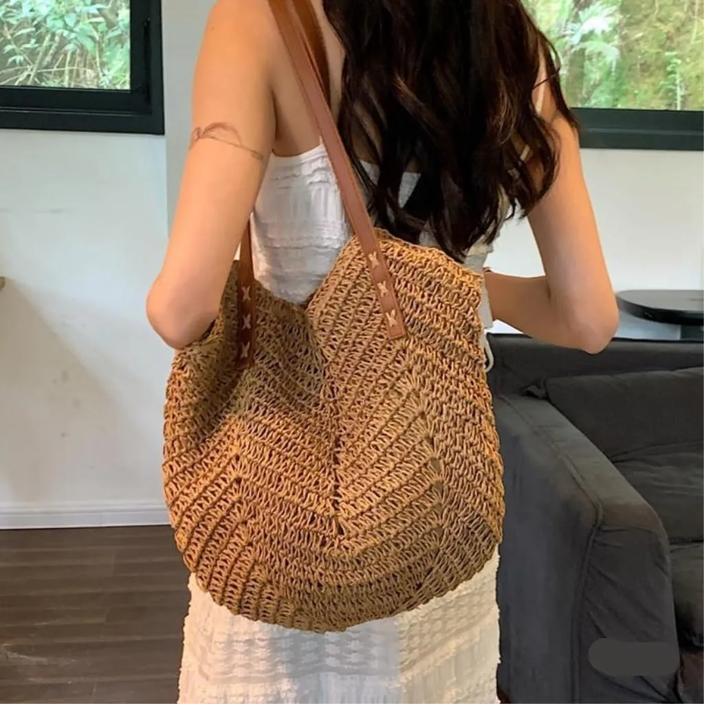 Large capacity Bag Simple and Stylish Straw Handbag, Essential for Leisure and Vacation Ladies shoulder Bag