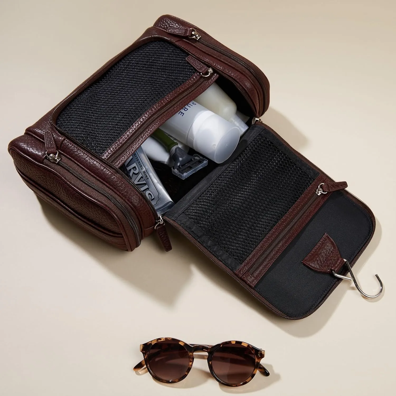 Leatherology Hanging Toiletry Kit