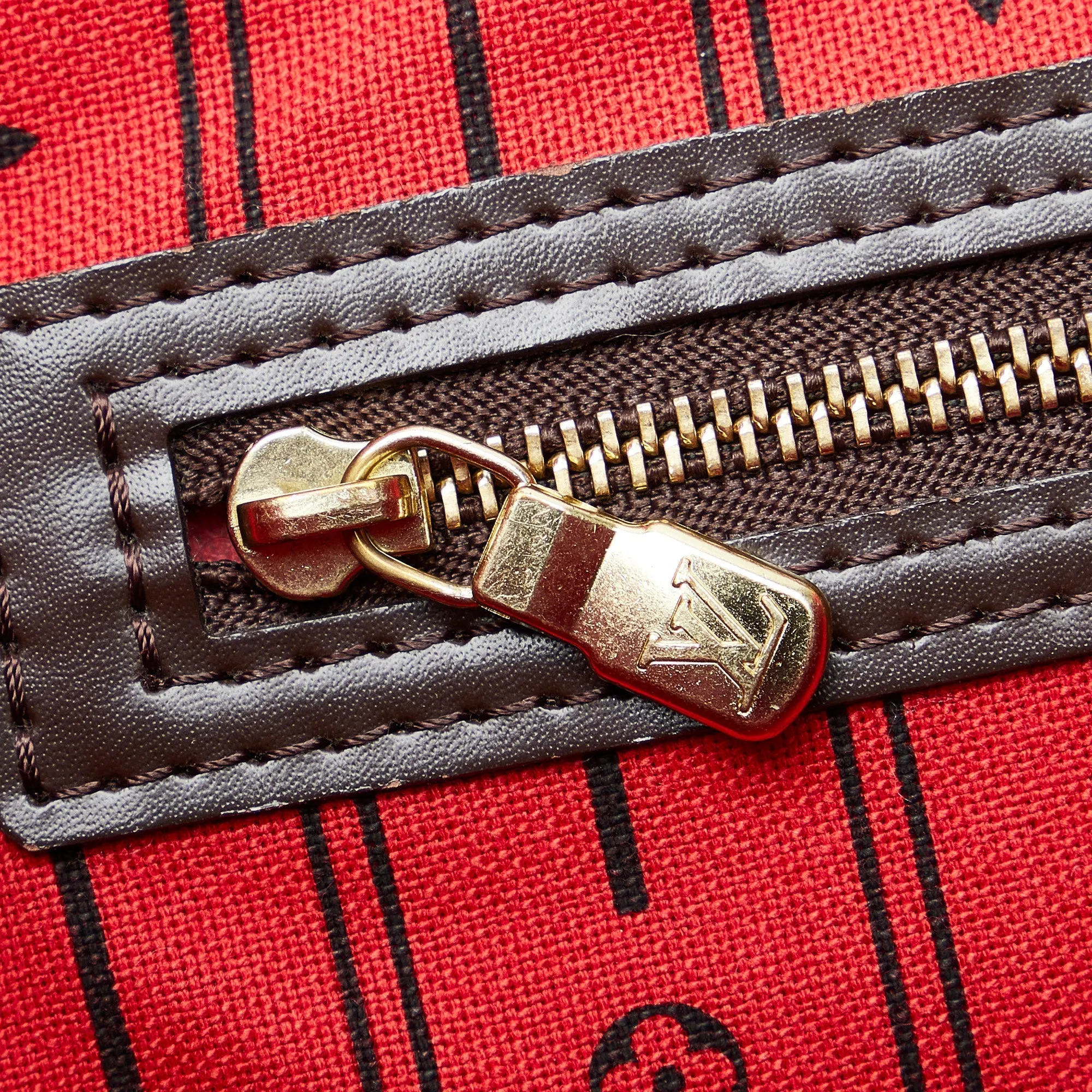 Louis Vuitton Neverfull MM Damier Ebene Canvas