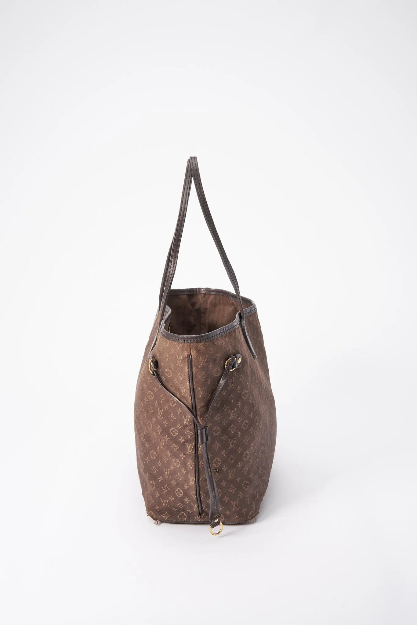 Louis Vuitton Neverfull MM in Monogram Canvas