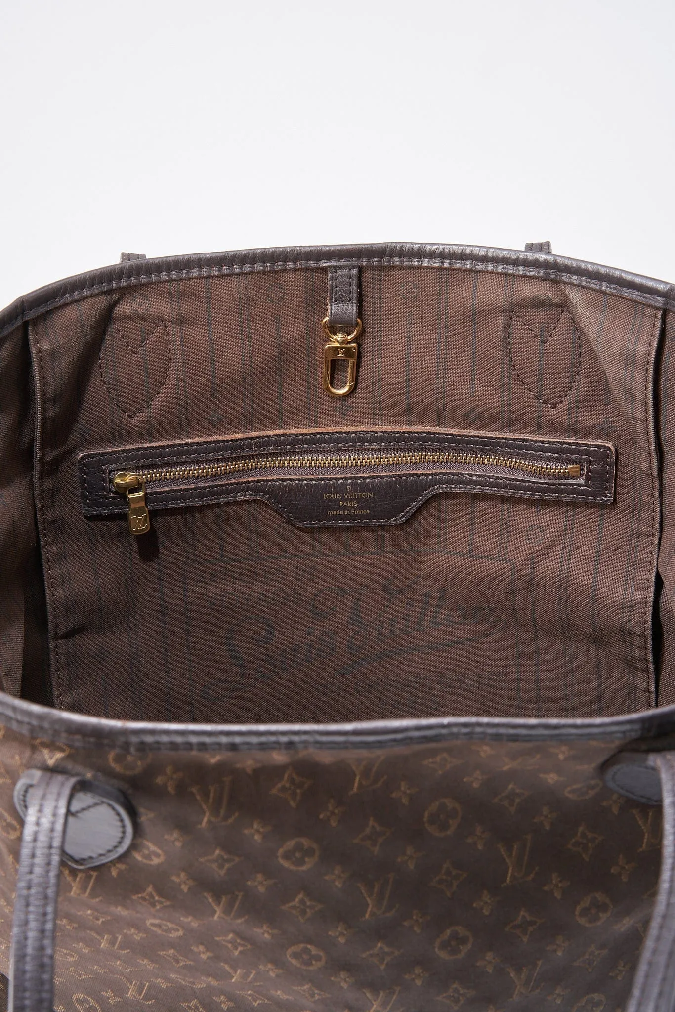 Louis Vuitton Neverfull MM in Monogram Canvas