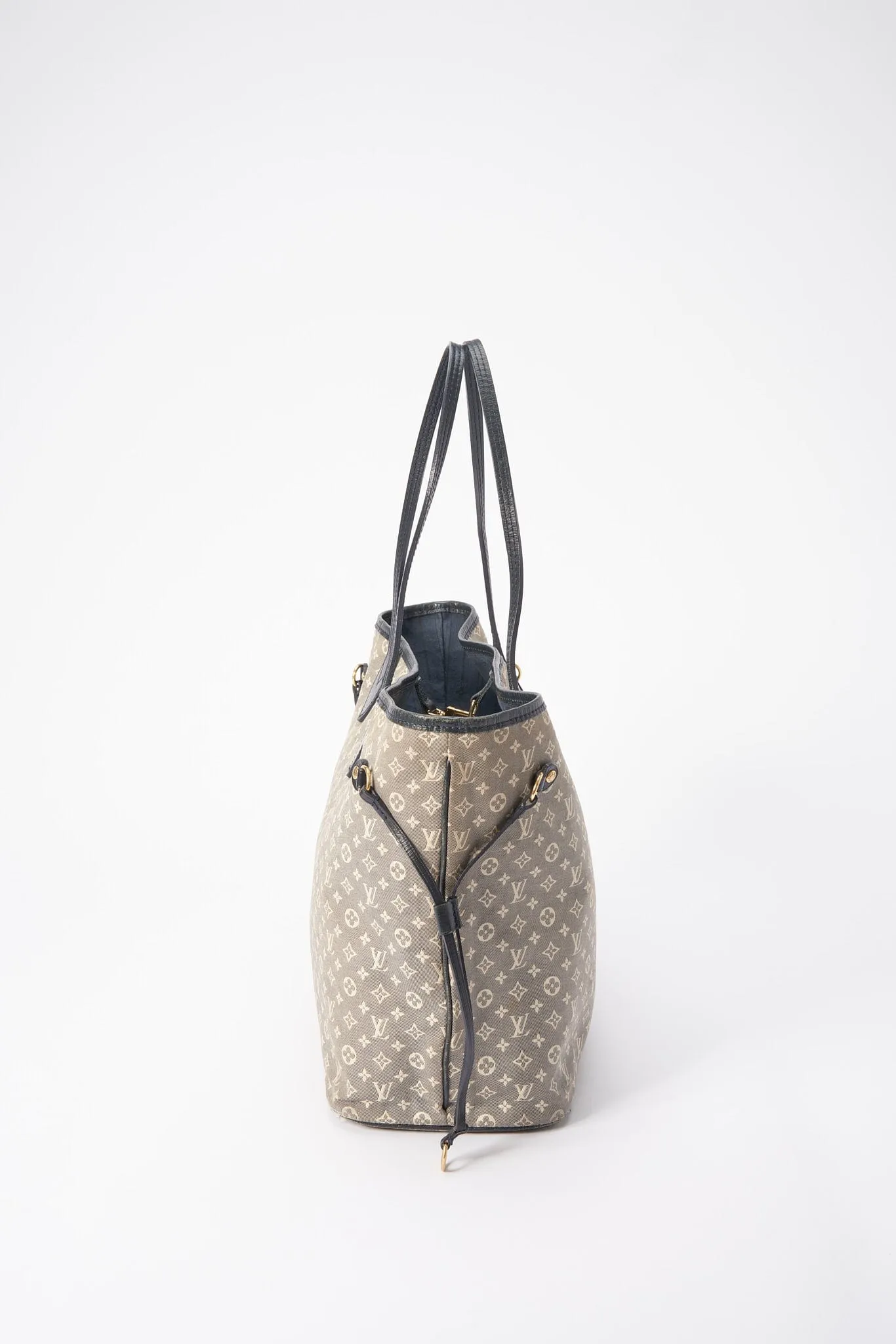 Louis Vuitton Neverfull MM in Navy Blue Monogram Canvas