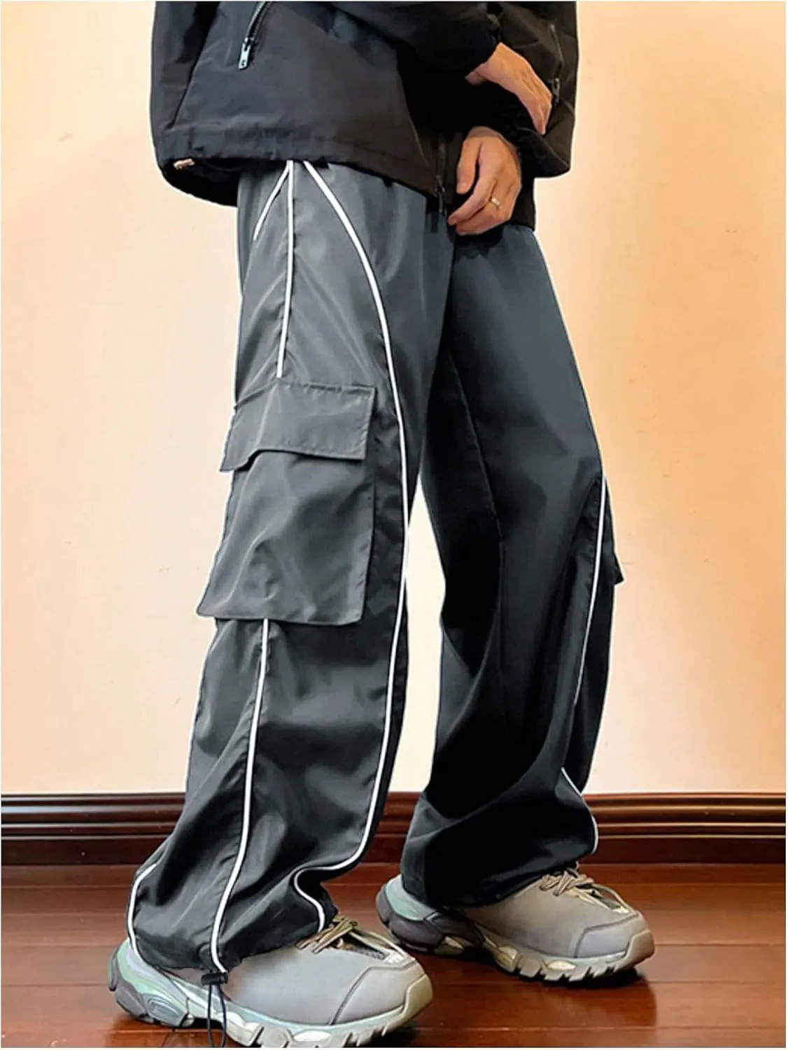 OYOANGLE Men's Cargo Track Pants Drawstring Elastic Waist Flap Pockets Hip Hop Baggy Harem Pants