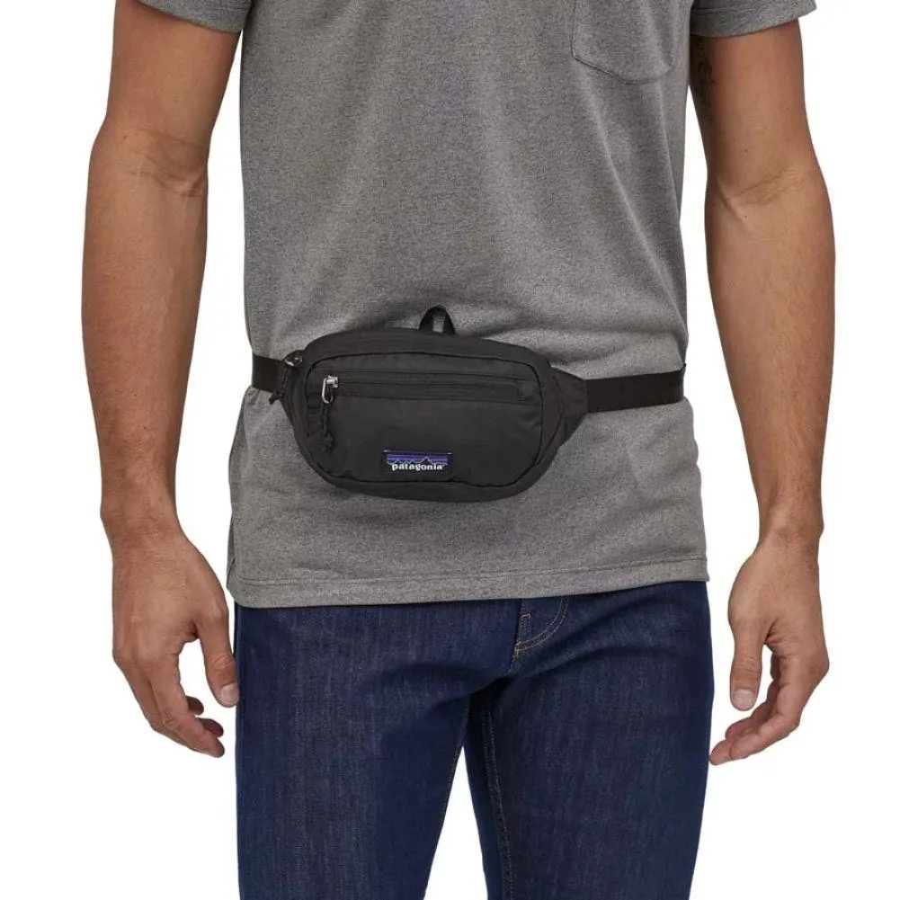 Patagonia Ultralight Black Hole Mini Hip Pack 1L (Black)