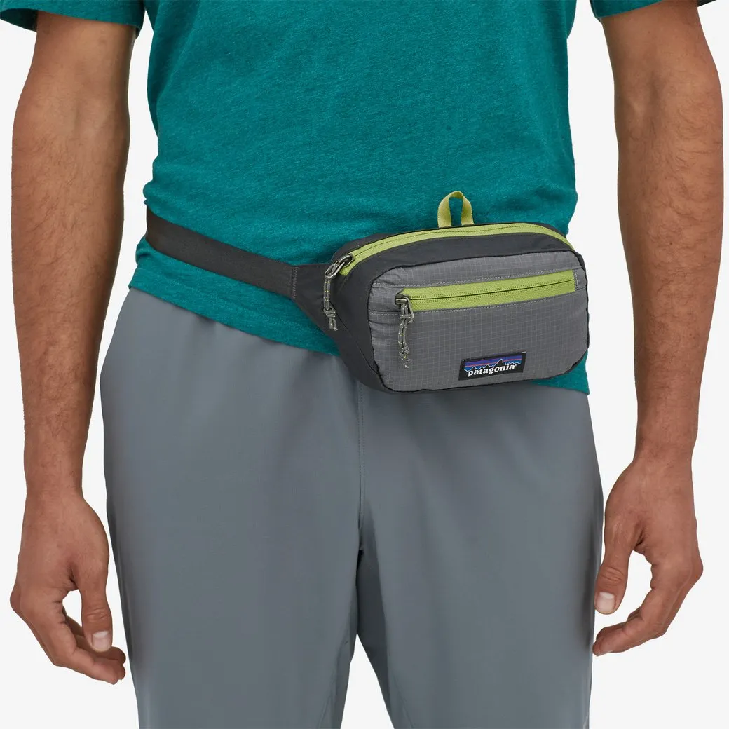 Patagonia Ultralight Black Hole® Mini Hip Pack 1L - Buckhorn Green