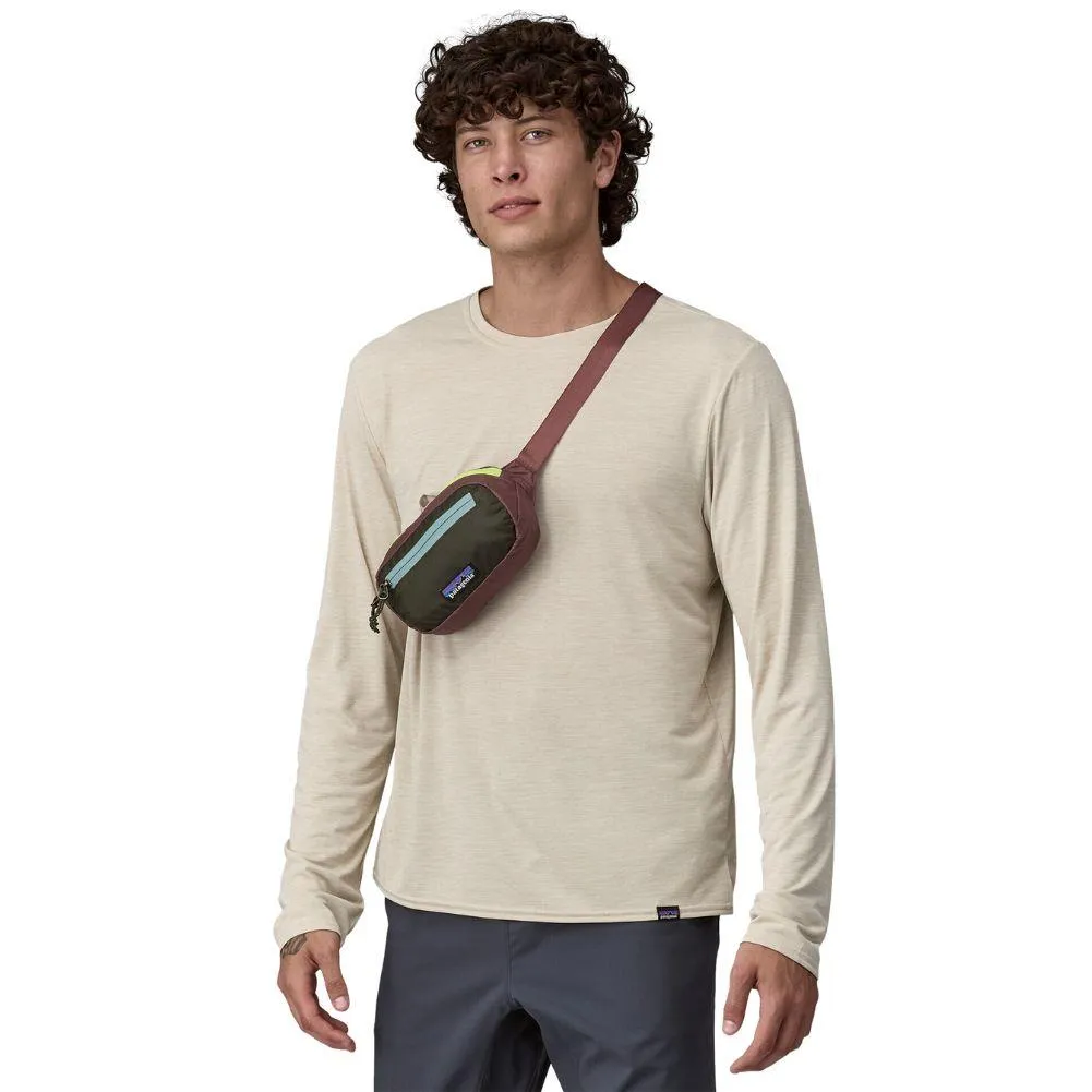 Patagonia Ultralight Black Hole Mini Hip Pack 1L (Patchwork: Pine Needle Green)