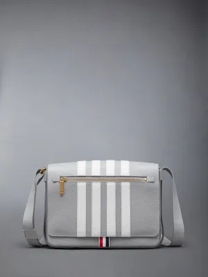 PEBBLE GRAIN 4-BAR REPORTER BAG