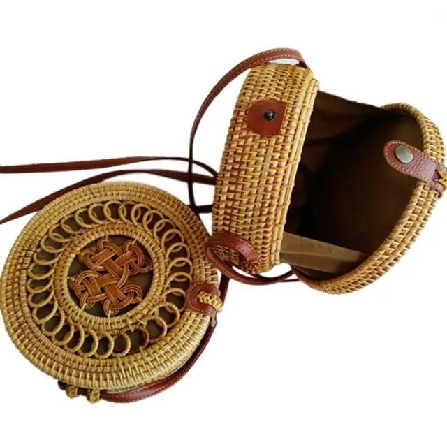 Round Straw Bag, Summer Style Women Bohemian Handbag Handmade Beach Circular Bag