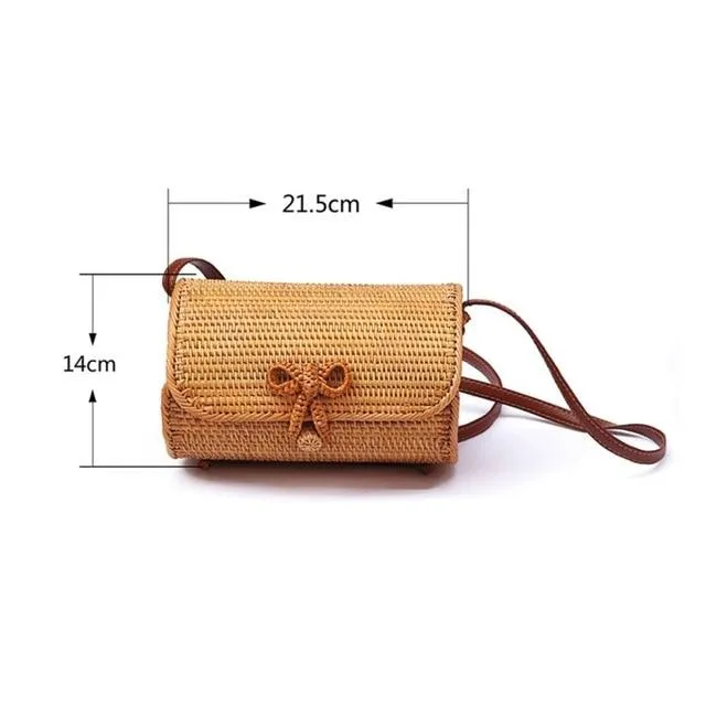 Round Straw Bag, Summer Style Women Bohemian Handbag Handmade Beach Circular Bag