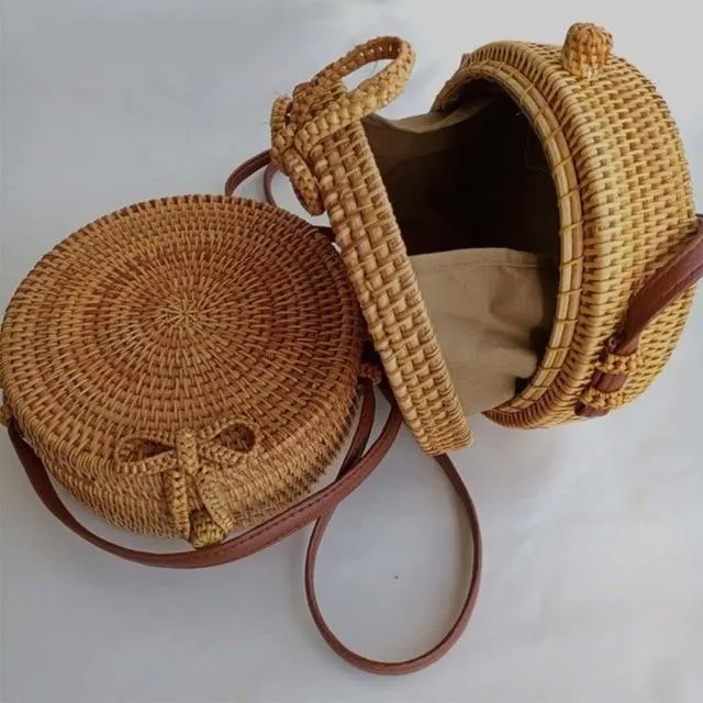 Round Straw Bag, Summer Style Women Bohemian Handbag Handmade Beach Circular Bag