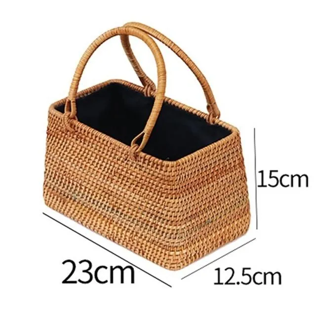 Round Straw Bag, Summer Style Women Bohemian Handbag Handmade Beach Circular Bag