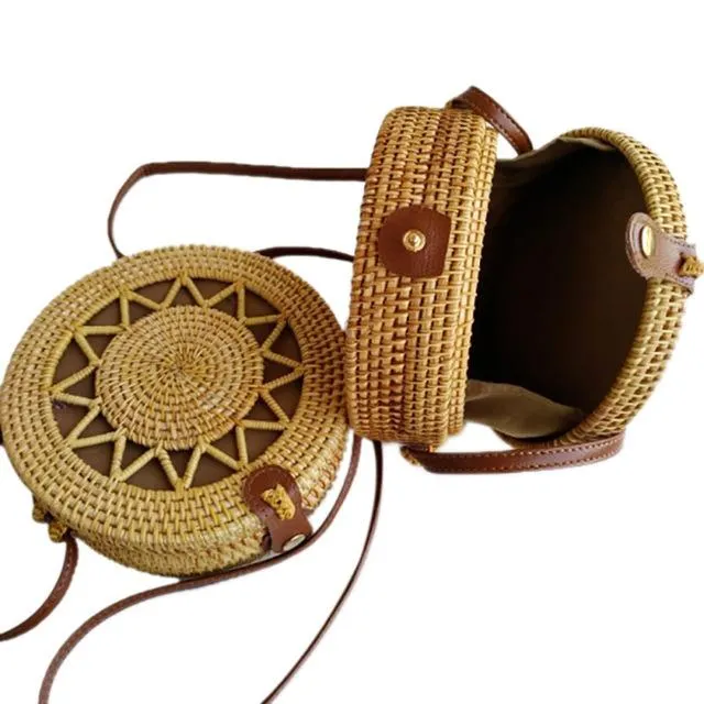 Round Straw Bag, Summer Style Women Bohemian Handbag Handmade Beach Circular Bag