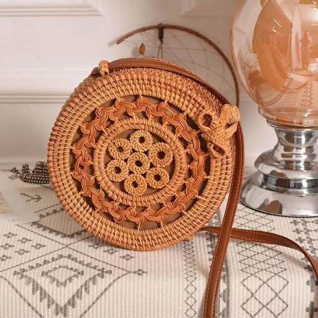 Round Straw Bag, Summer Style Women Bohemian Handbag Handmade Beach Circular Bag