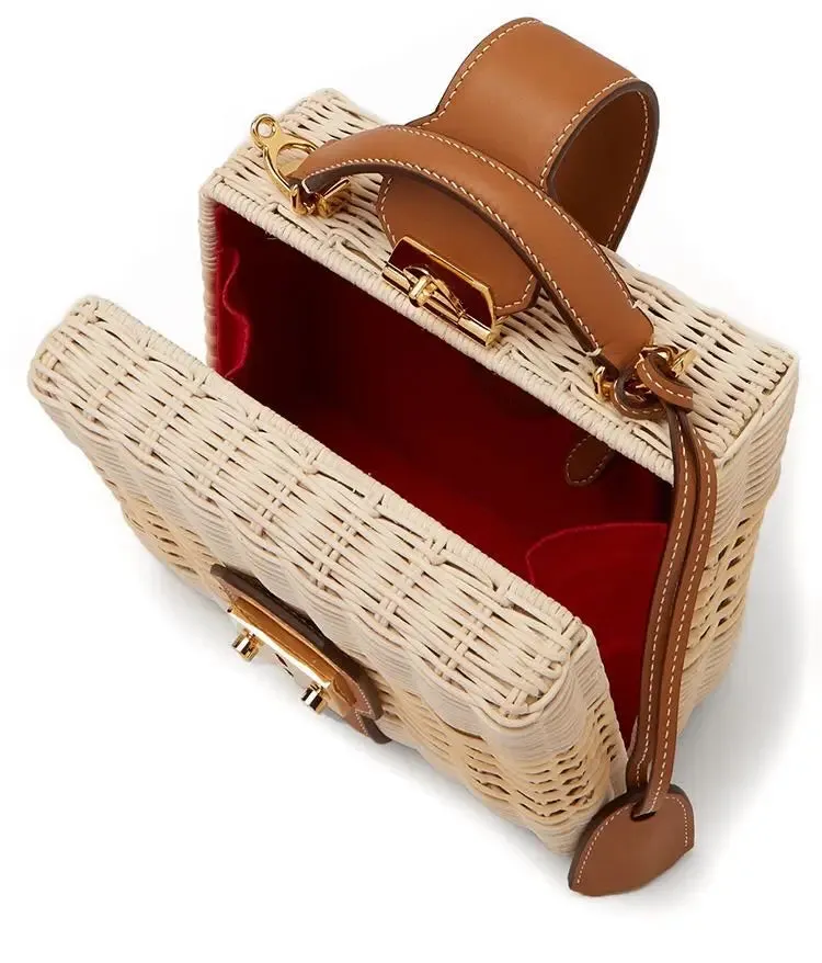 Seaside Holiday Straw Bag Shoulder Messenger Woven Bag High Quality Famous Designer Female Beach Rattan Bag 2020 New Handbags