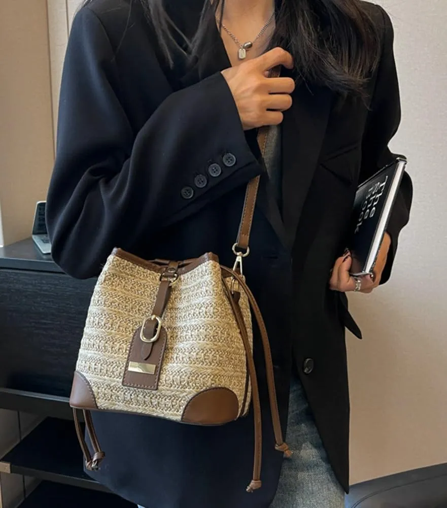 Straw Bucket Purse for Women Retro Vacation Shoulder Bag Summer Beach Hobo Handbag Small Woven Cross-body Bag 2025