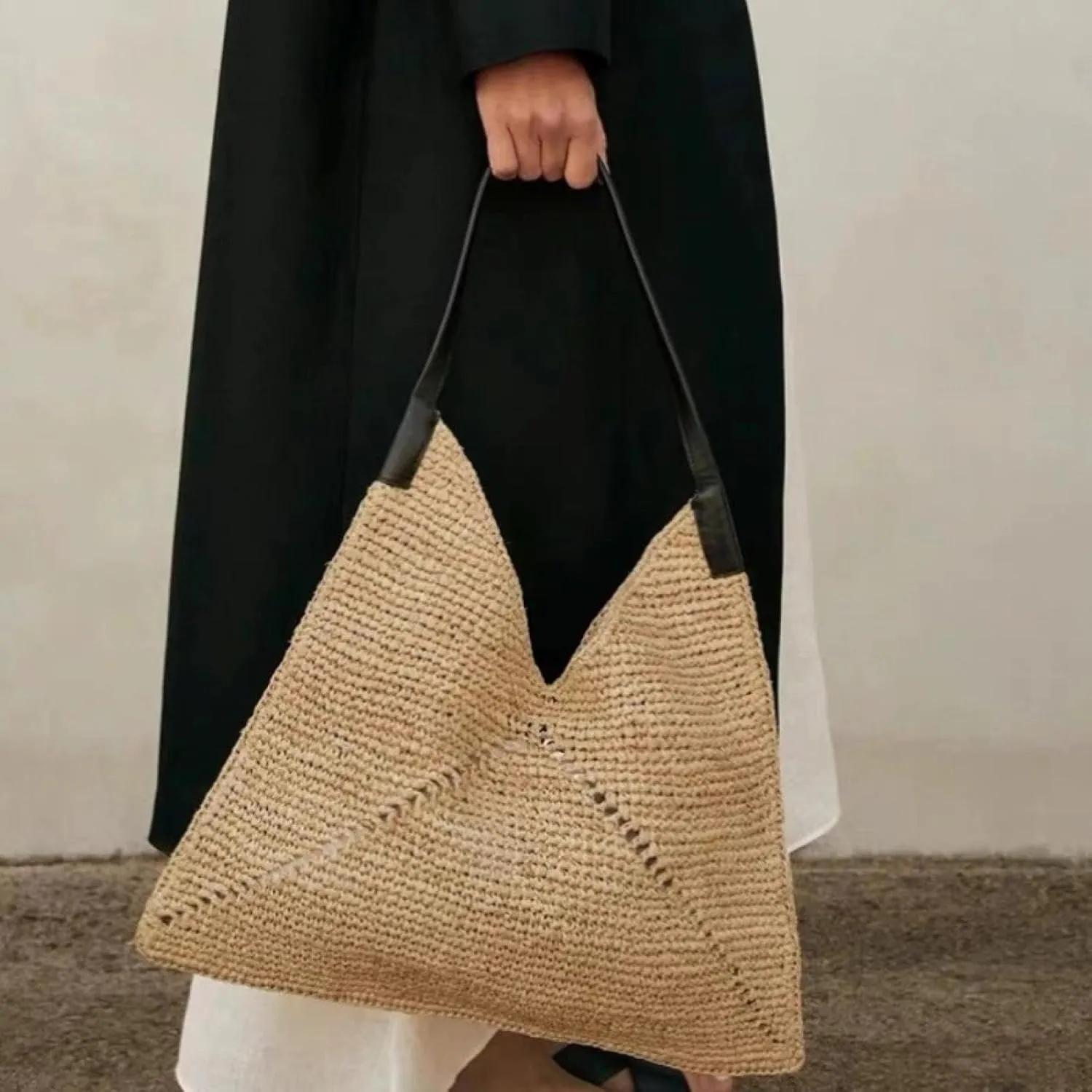 Stylish and Versatile Straw Tote Triangle Casual Shoulder Tote