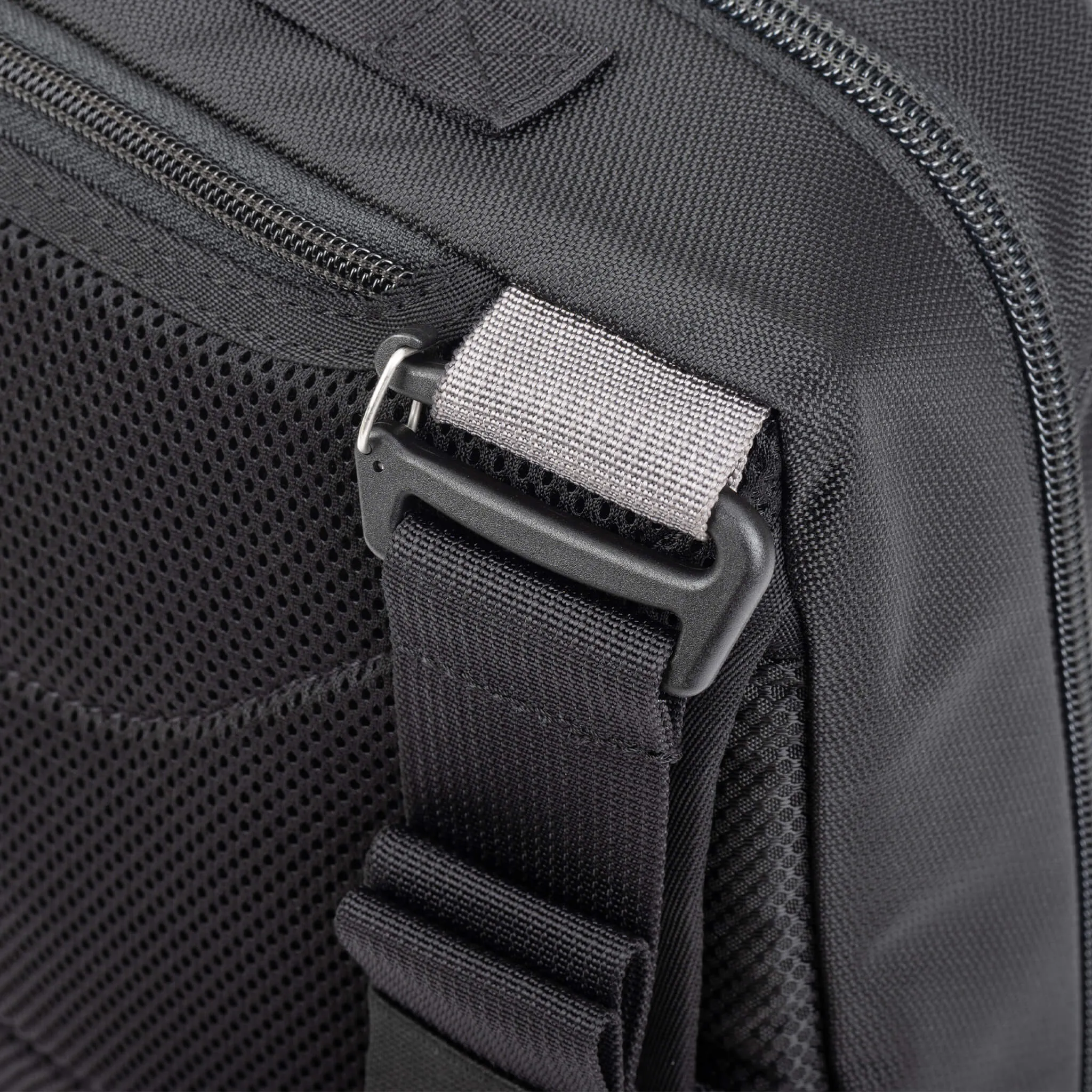 Think Tank PressPass 20 Crossbody - Black