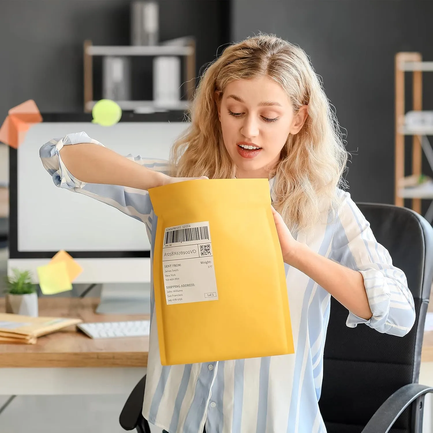 UCGOU Kraft Bubble Mailers 9.5x14.5 Inch 25 Pack Yellow Padded Envelopes #4 Large Mailing Packages Self Sealing Tear Resistant Boutique Bulk Mail Shipping Bags for Clothes Makeup Supplies