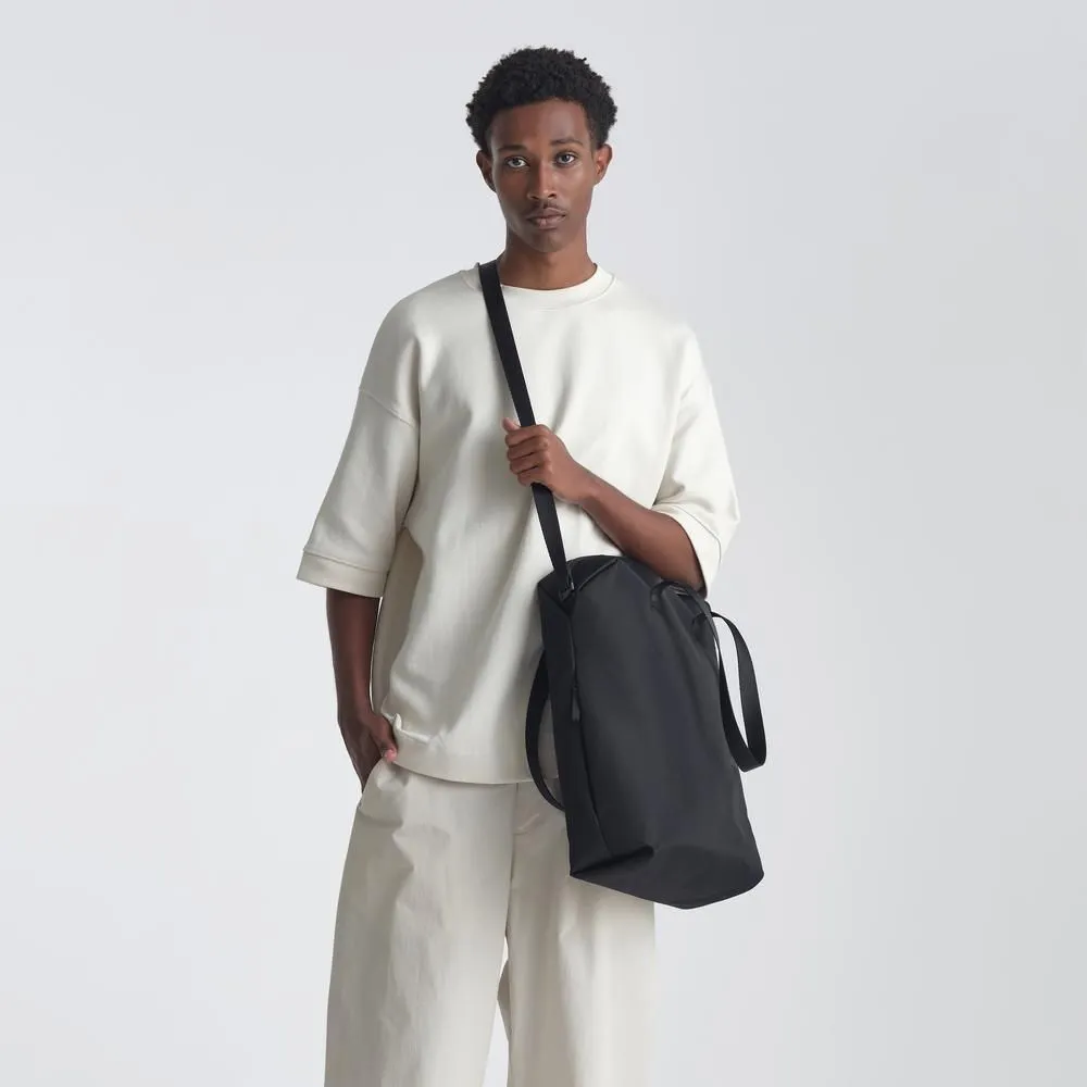 Urth Tote Bag (Black)