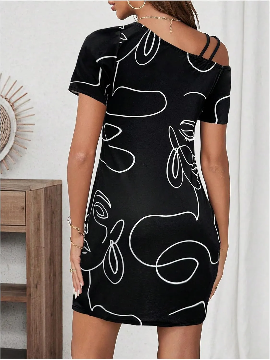 Verdusa Women's Striped Off The Shoulder Short Dress Short Sleeve Twist Mini Summer Dress