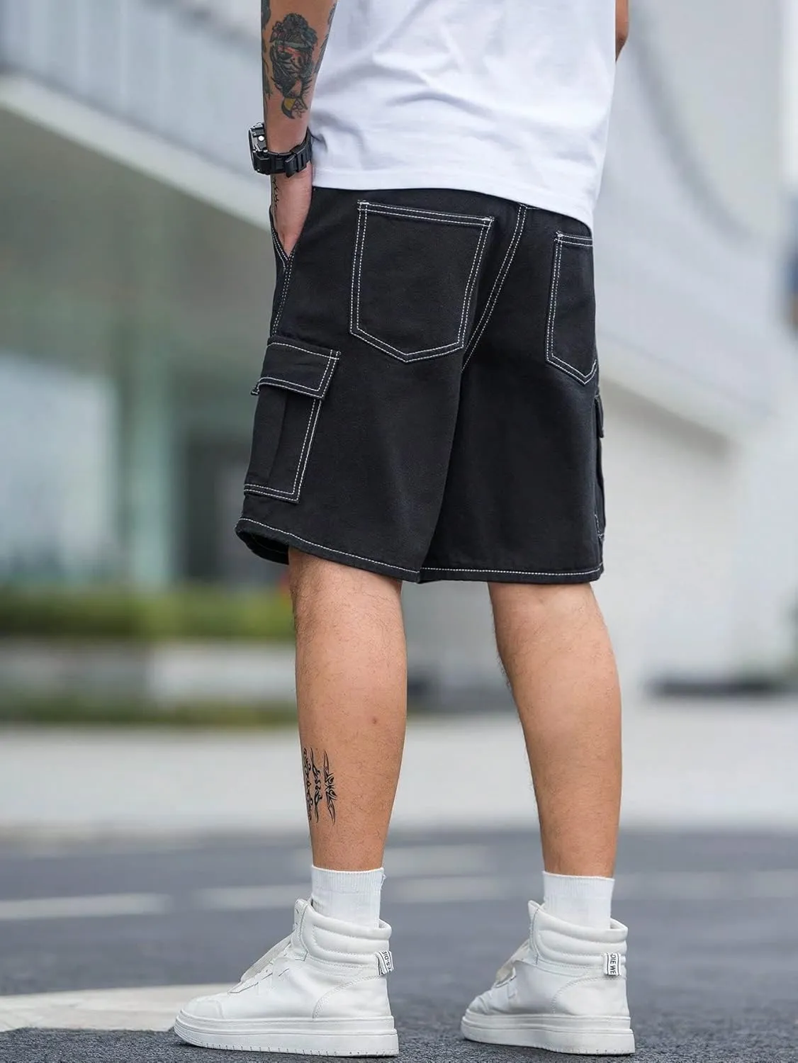 WDIRARA Men's High Waist Button Bermuda Cargo Denim Shorts with Pockets