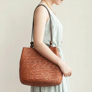 Wholesale Wooden Beaded Wheat Straw Handmade Straw Woven Shoulder Beach Bag