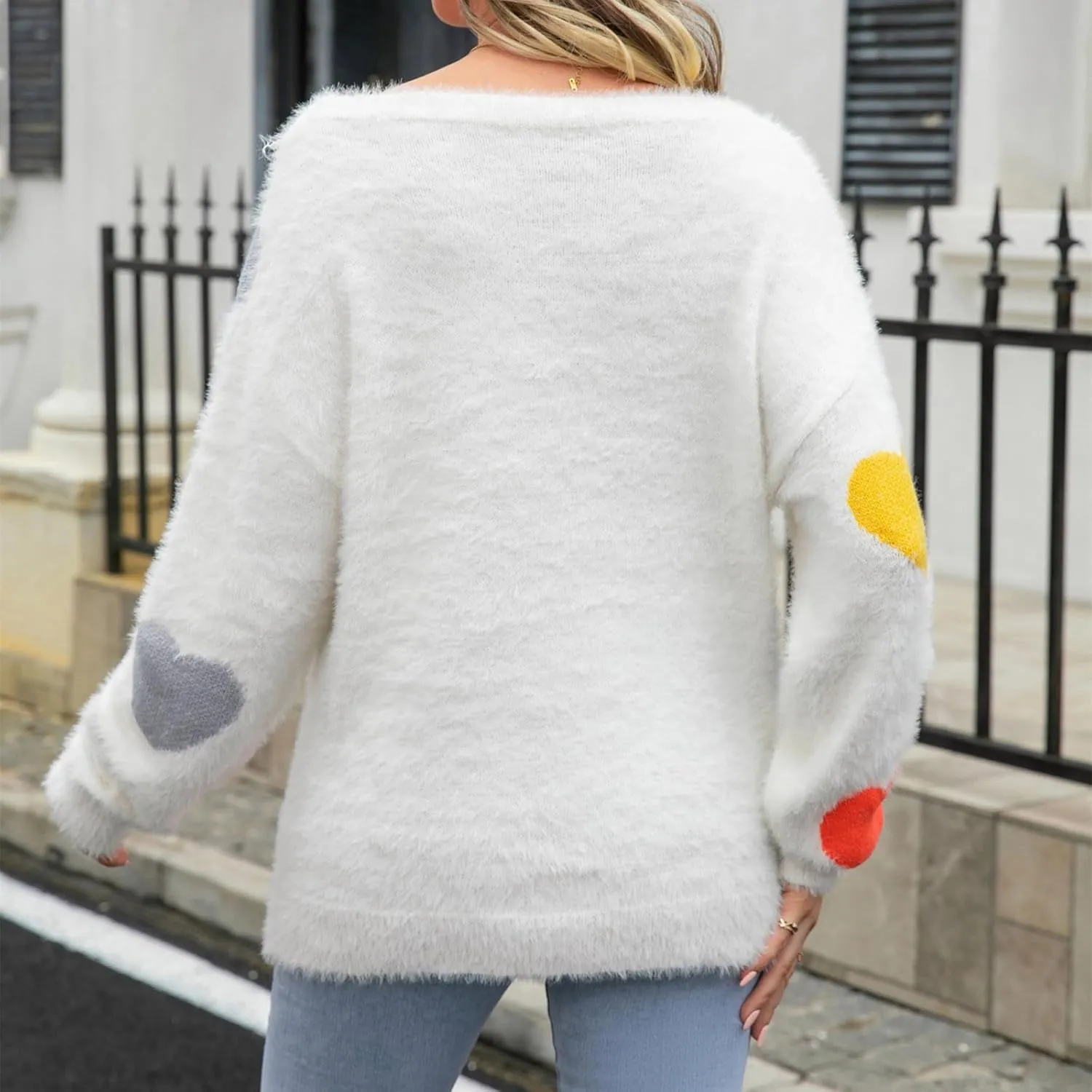 Women Crewneck Long Sleeve Sweaters Casual Loose Comfy Fuzzy Knit Chunky Warm Pullover Cute Heart Graphic Sweater Top