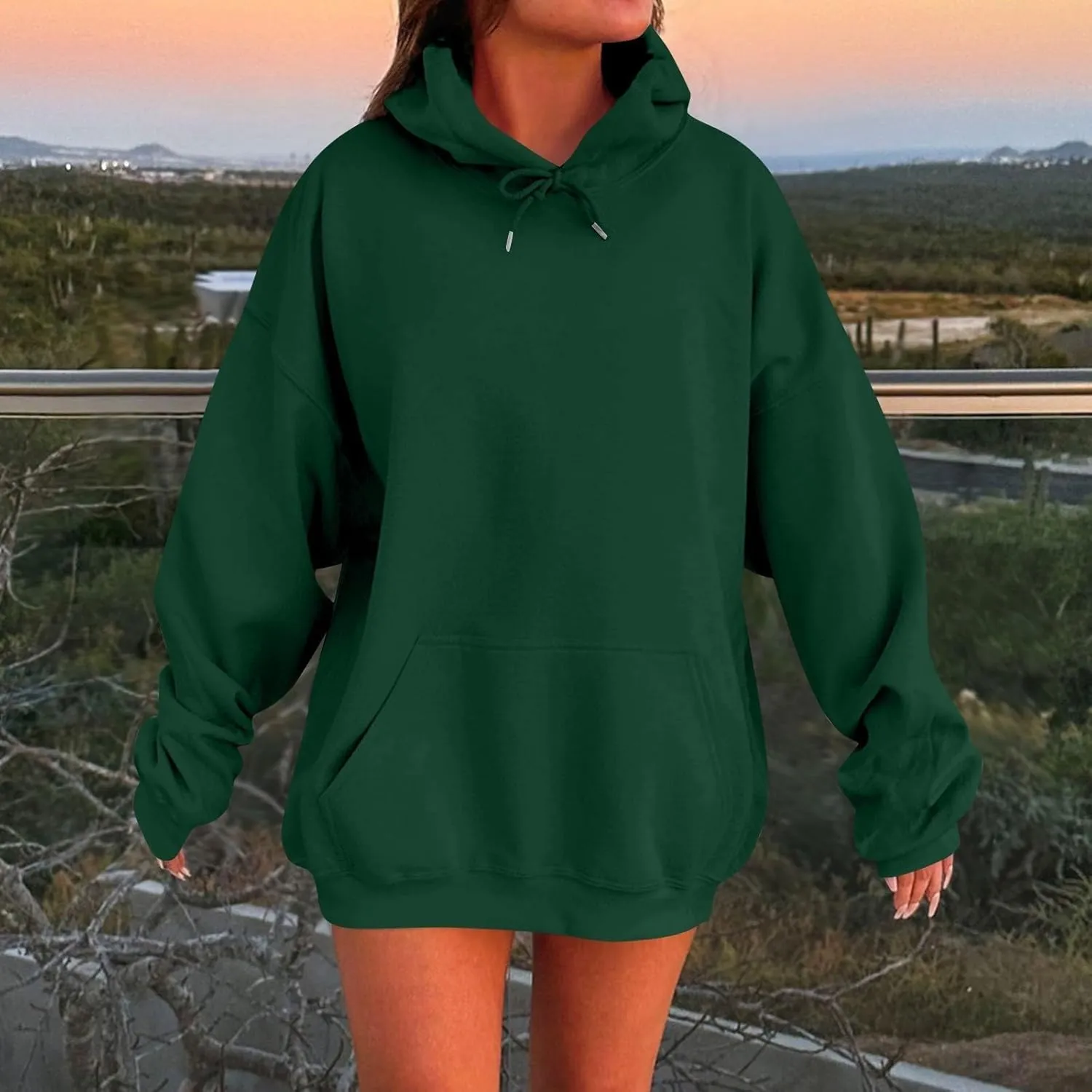 Women's Oversized Hoodie Pullover Streetwear Hip Hop Athletic Sweatshirts Casual Comfy Loose Shirt Tops with Pockets