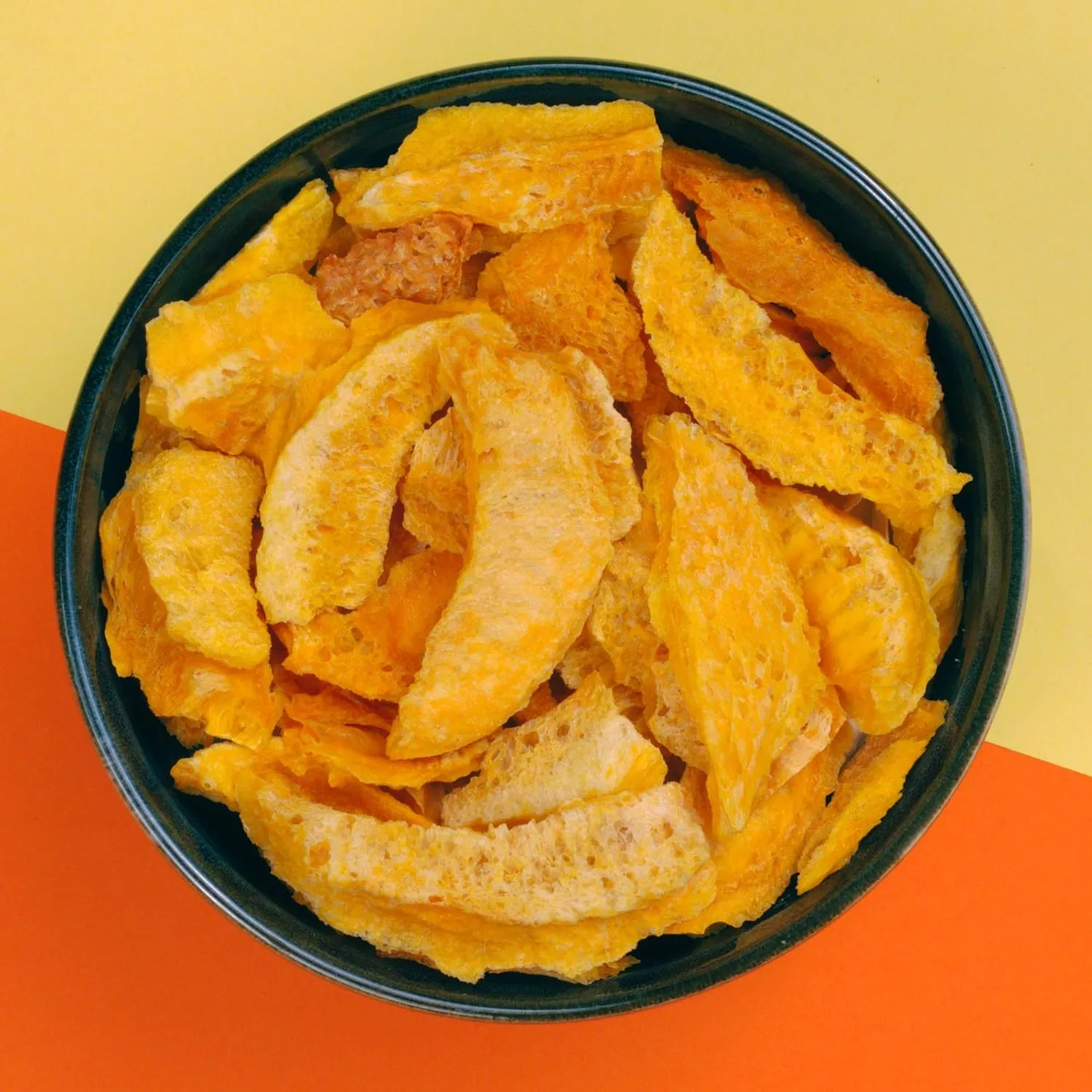 Yammy Dried Mango Chips Like Freeze Dried Fruit, No Sugar Added Crispy Dry Slices of Mangoes, Unsweetened Dehydrated Healthy Snack, Low Calorie Vegan Gluten Free, Individual Packs (0.6oz Pack of 18)